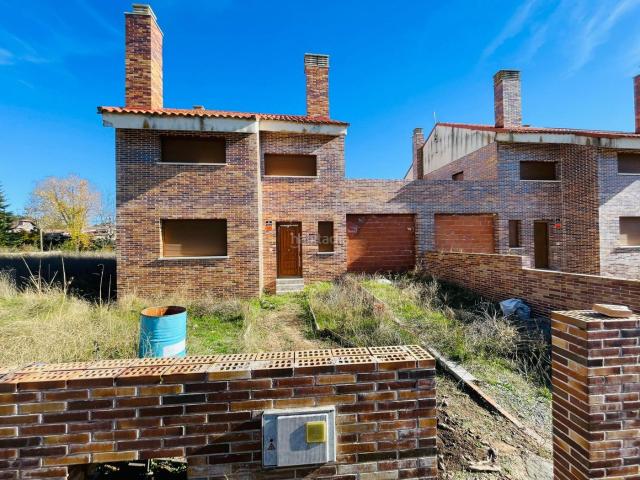 Chalet en venta en Navalperal De Pinares, Castilla y León