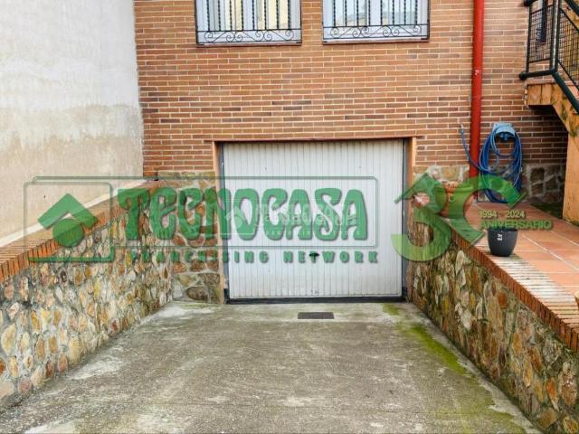 Chalet en venta en Olías Del Rey, Castilla-La Mancha