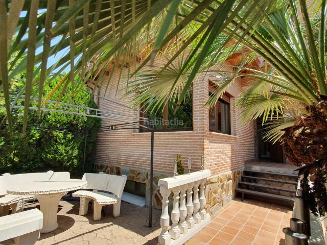 Chalet en venta en Olías Del Rey, Castilla-La Mancha