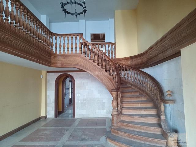 Chalet en venta en Pesquera De Duero, Castilla y León