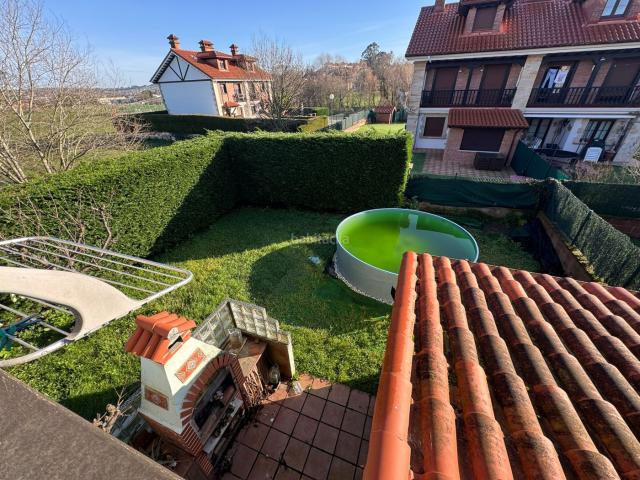 Chalet en venta en Requejada, Polanco