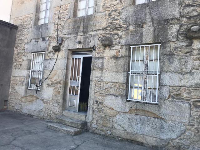 Chalet en venta en Xío, Noia
