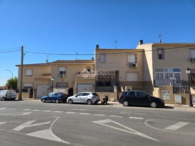 Chalet en venta en Recas, Castilla-La Mancha