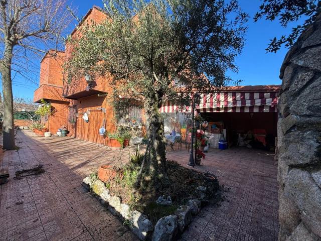 Chalet en venta en Casco antiguo, Rivas-vaciamadrid