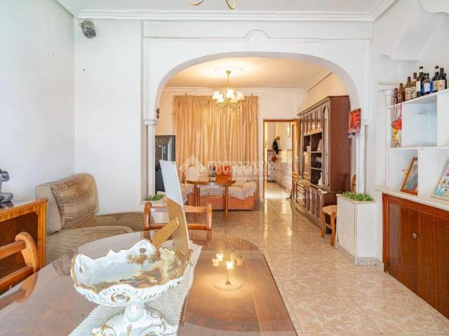 Chalet en venta en Sabiote, Jaén