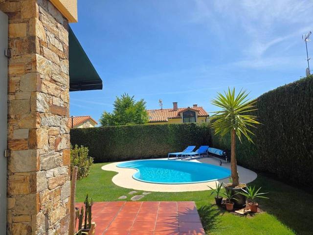 Chalet en venta en Osedo, A Coruña