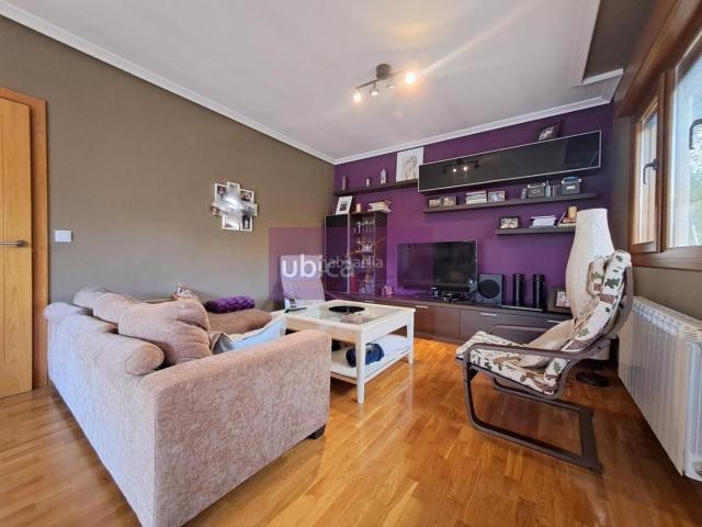 Villa en venta en Salceda De Caselas, A Farrapeira