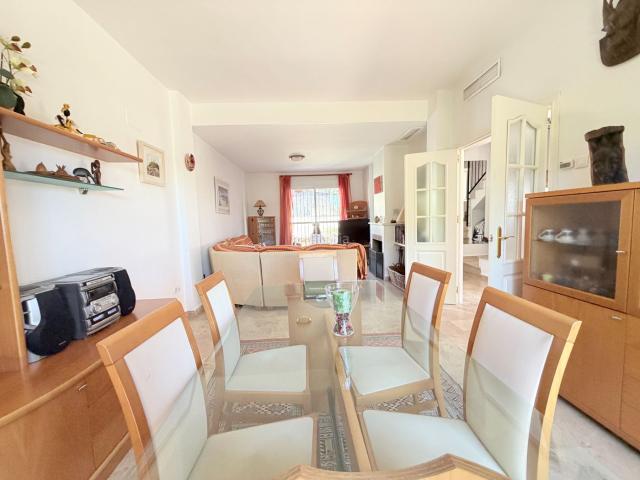 Chalet en venta en Salteras, Andalucía
