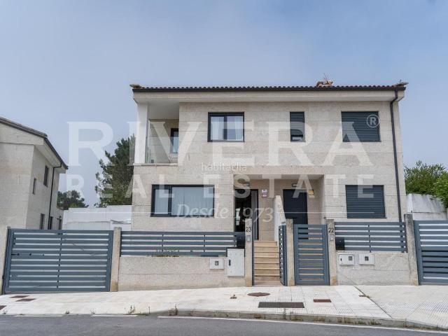 Chalet en venta en Sanxenxo, A Florida