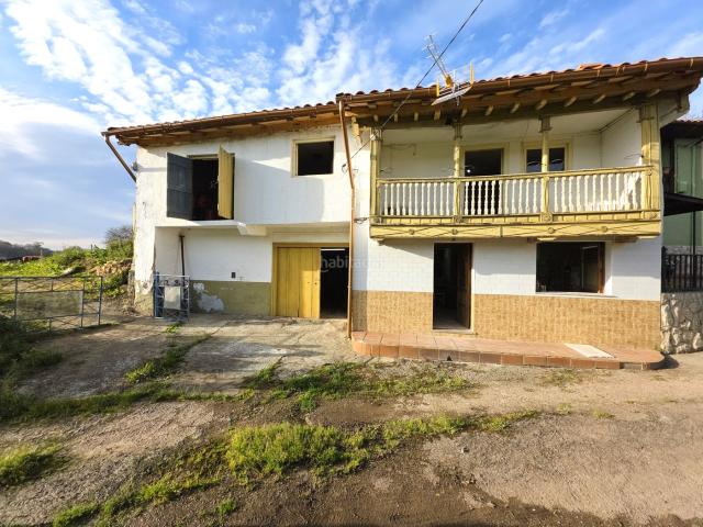 Chalet en venta en Santolaya, Siero