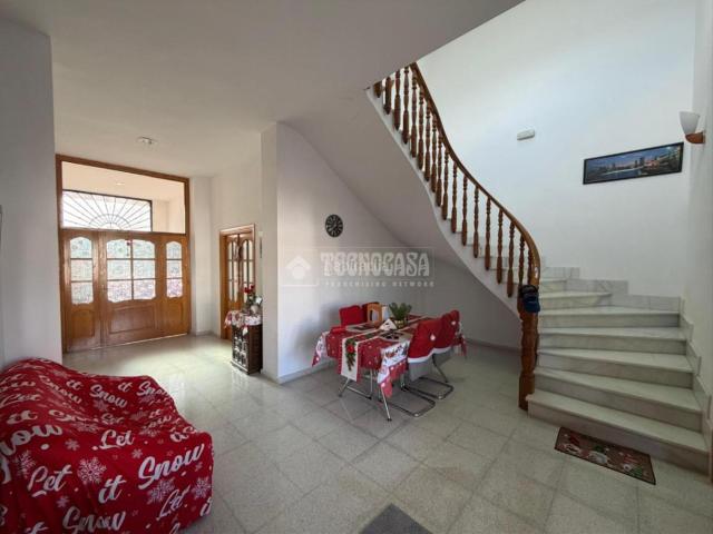 Chalet en venta en Torreblascopedro, Andalucía