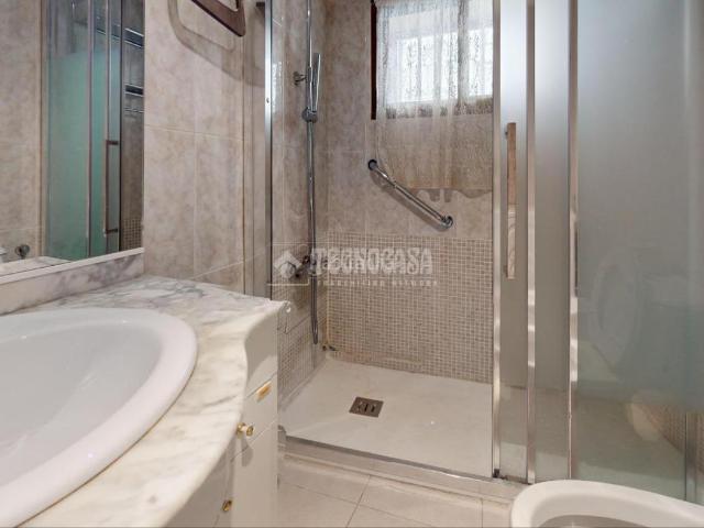 Chalet en venta en Torrelaguna, Madrid