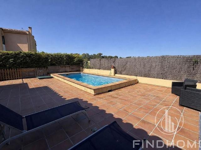 Chalet en venta en Mas Pau, Alt Empordà