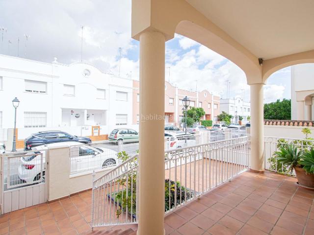 Chalet en venta en Utrera, Andalucía