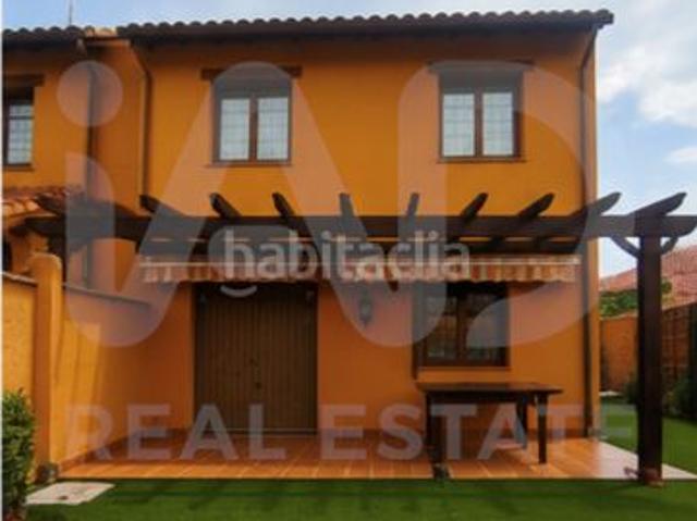 Chalet en venta en Valverde De La Virgen, Castilla y León