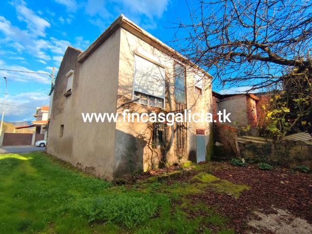 Chalet en venta en Verín