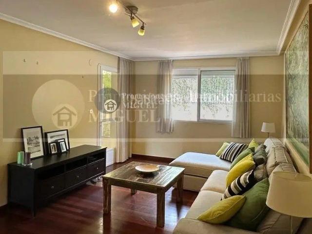 Chalet en venta en Verín
