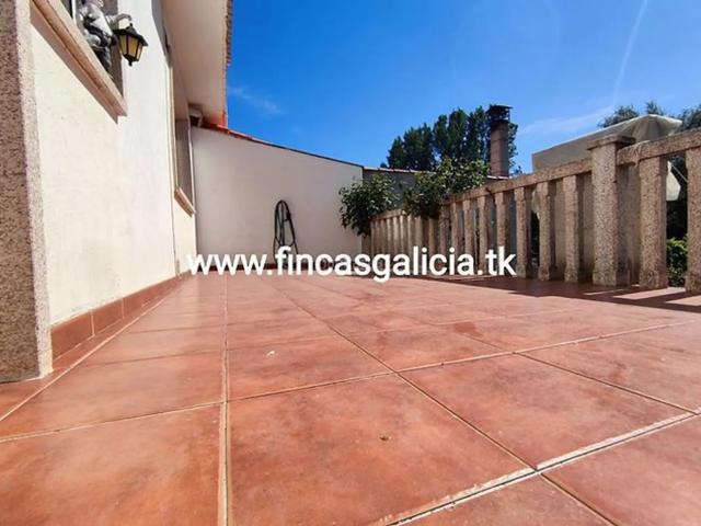 Chalet en venta en Verín