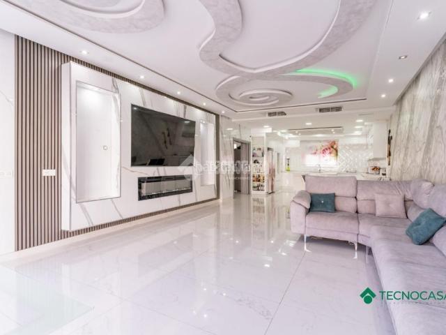 Chalet en venta en Vícar, Andalucía