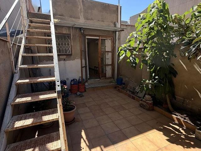 Chalet en venta en Viladecans, Barcelona