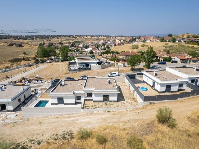 Chalet en venta en Villamantilla, Madrid