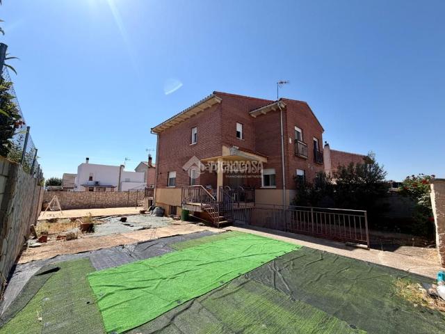 Chalet en venta en Villanueva De La Torre, Castilla-La Mancha