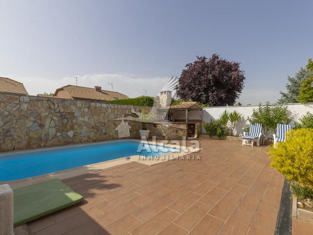 Villa en venta en Villanueva De La Torre