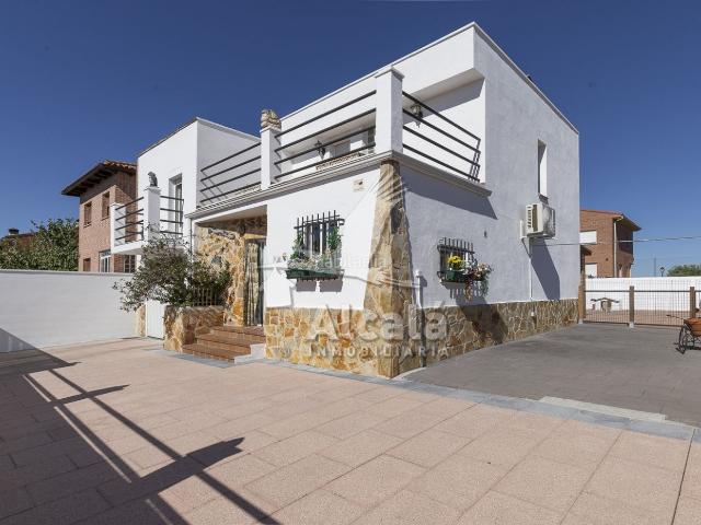 Chalet en venta en Villanueva De La Torre, Castilla-La Mancha