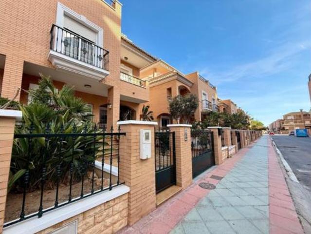 Chalet en venta en Nueva Almería, Almería