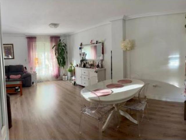 Chalet en venta en Alovera, Castilla-La Mancha