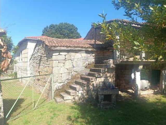 Chalet en venta en Amoeiro, Ourense