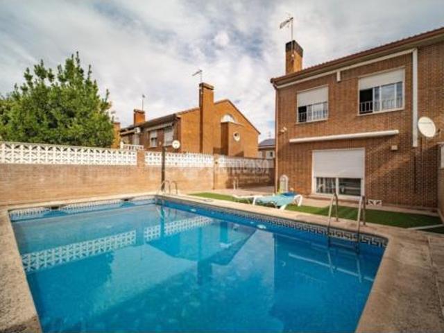 Chalet en venta en La Poveda, Arganda del Rey