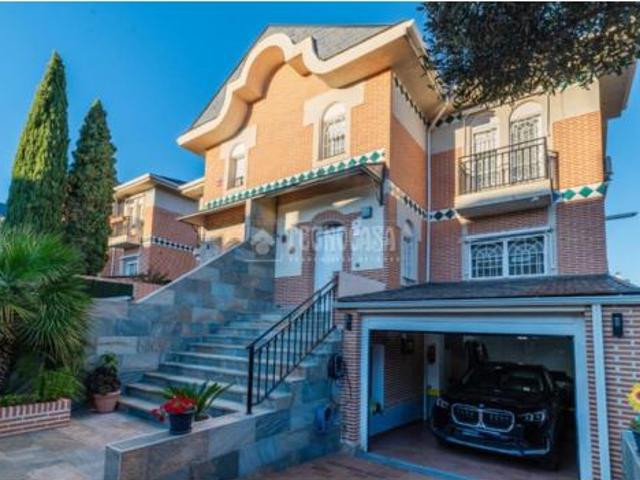 Chalet en venta en Arroyomolinos, Madrid