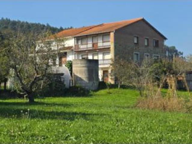Chalet en venta en Bárcena de Cicero, Cantabria