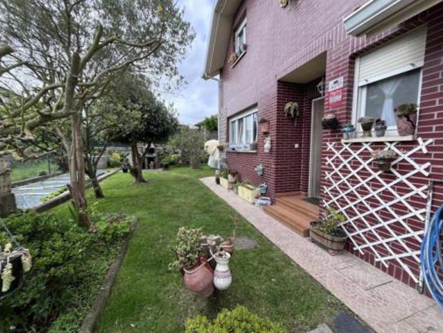 Chalet en venta en Bareyo, Cantabria