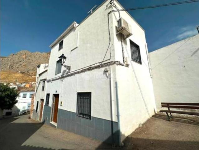 Chalet en venta en Bedmar Y Garcíez, Andalucía