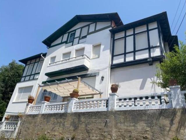 Chalet en venta en Uribarri, Bilbao