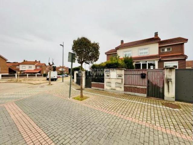 Chalet en venta en Sector 23, Boecillo