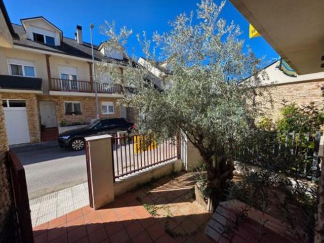 Chalet en venta en Camponaraya, León