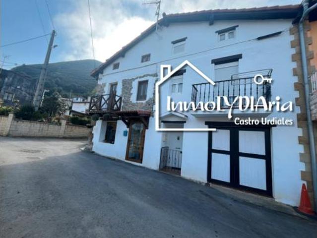 Chalet en venta en Ontón, Castro-urdiales