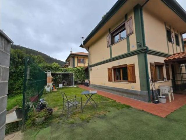 Chalet en venta en Otañes, Castro-urdiales