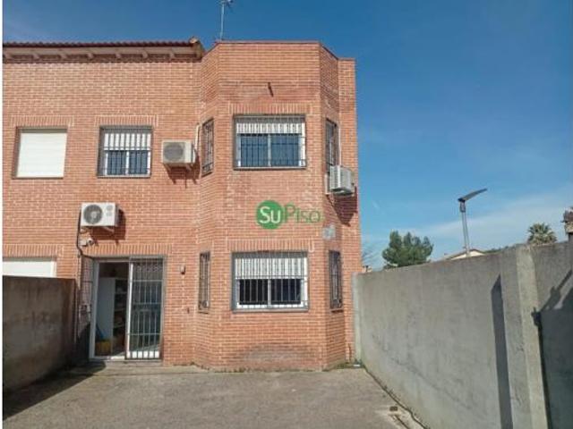 Chalet en venta en Chozas De Canales, Castilla-La Mancha