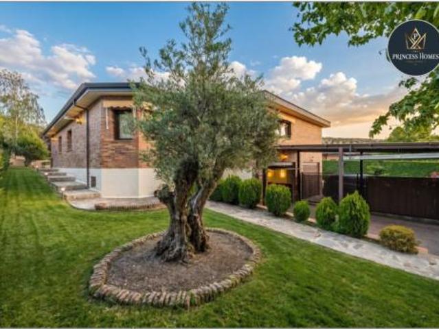 Chalet en venta en Los Ángeles de San Rafael, El Espinar