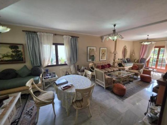 Chalet en venta en Vista Paraiso, Estepona