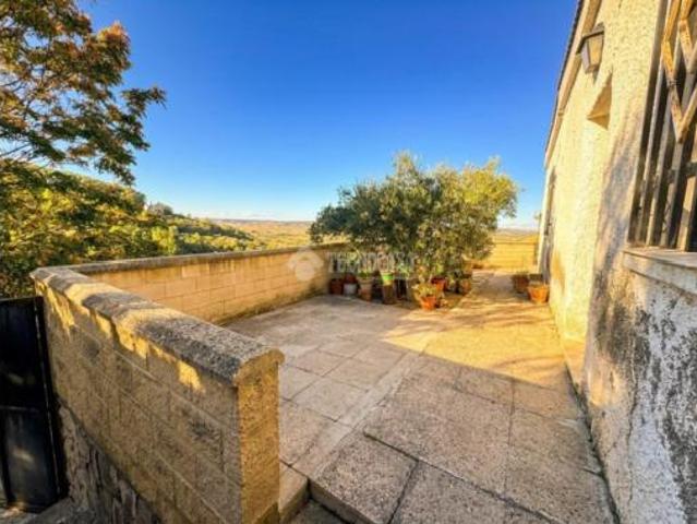 Chalet en venta en Fuentelviejo, Guadalajara