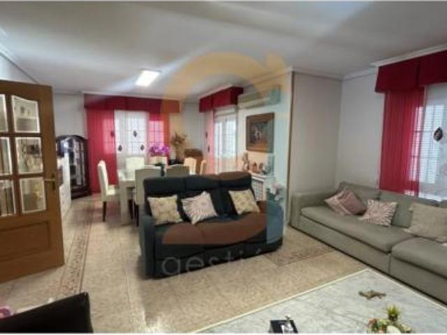 Chalet en venta en Griñón, Madrid