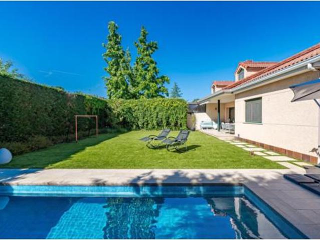 Chalet en venta en Guadarrama, Madrid