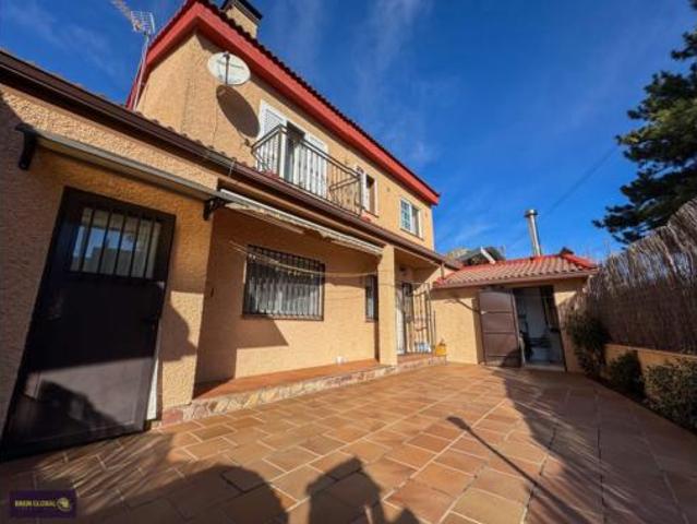 Chalet en venta en La Cabrera, Madrid