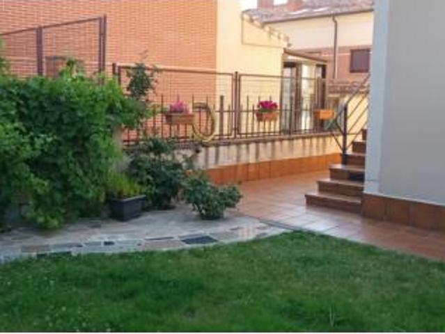 Villa en venta en La Lastrilla, El Sotillo