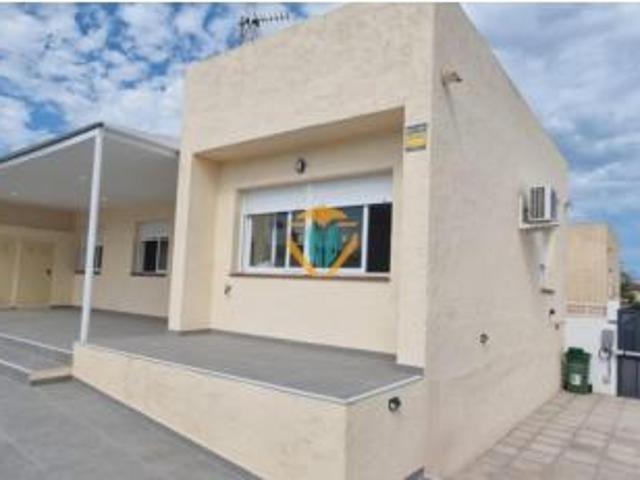 Chalet en venta en Urbanització Bell Horitzó, la Nucia